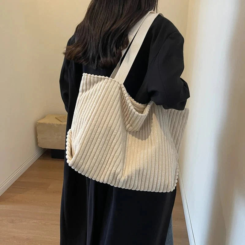 Elegante Schultertasche für Ihren Alltag und mehr