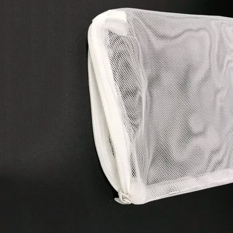 10 Pcs Mesh Filter Media Bags for Pond and Aquarium - Bio Ball Carbon Ammonia Isolation, White Black