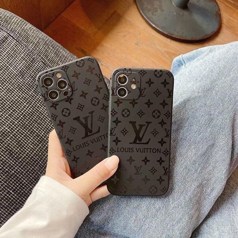 Elegant and robust protective case for iPhone