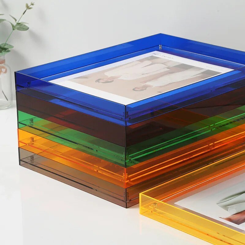Farbenfroher schwebender Acrylrahmen für Ihre schönsten Momente
