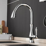 Elegante Küchenarmatur mit ausziehbarem Brausekopf