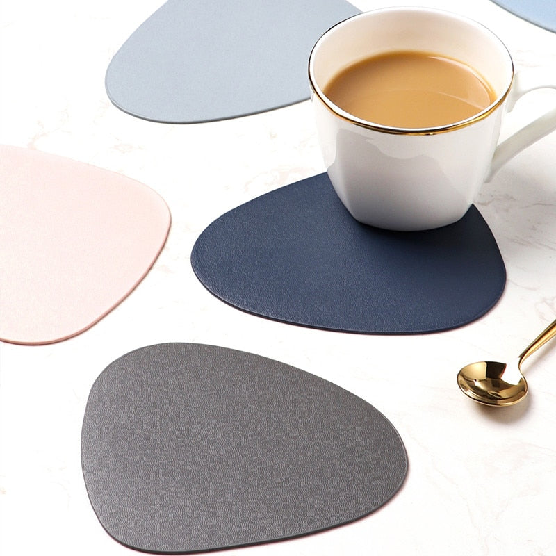 Square placemats in 10 colors