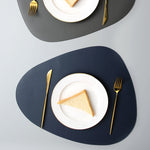 Square placemats in 10 colors