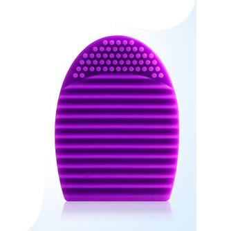 Efficient Brush Cleaner for Flawless Makeup