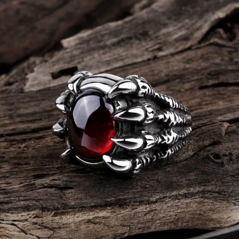 Claw Ring – Trendy Jewelry for Every Occasion