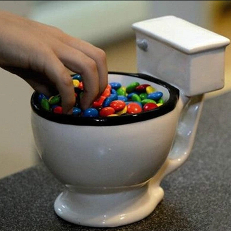 Funny toilet-design ceramic mug with handle