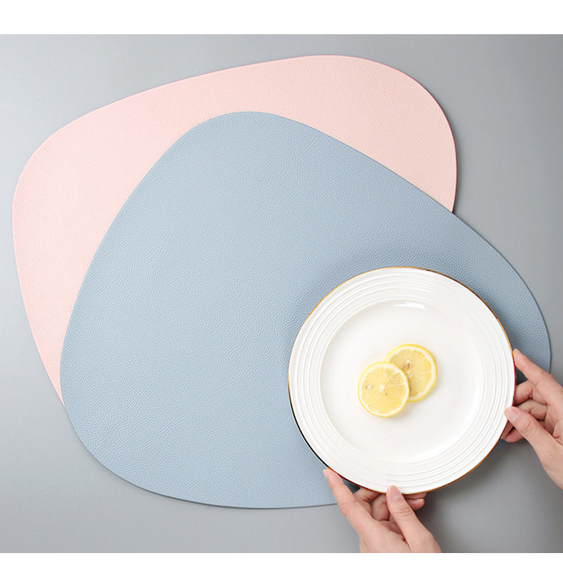 Square placemats in 10 colors