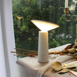 Moderne Tischlampe mit Dimmfunktion – Stilvolles Lichtdesign