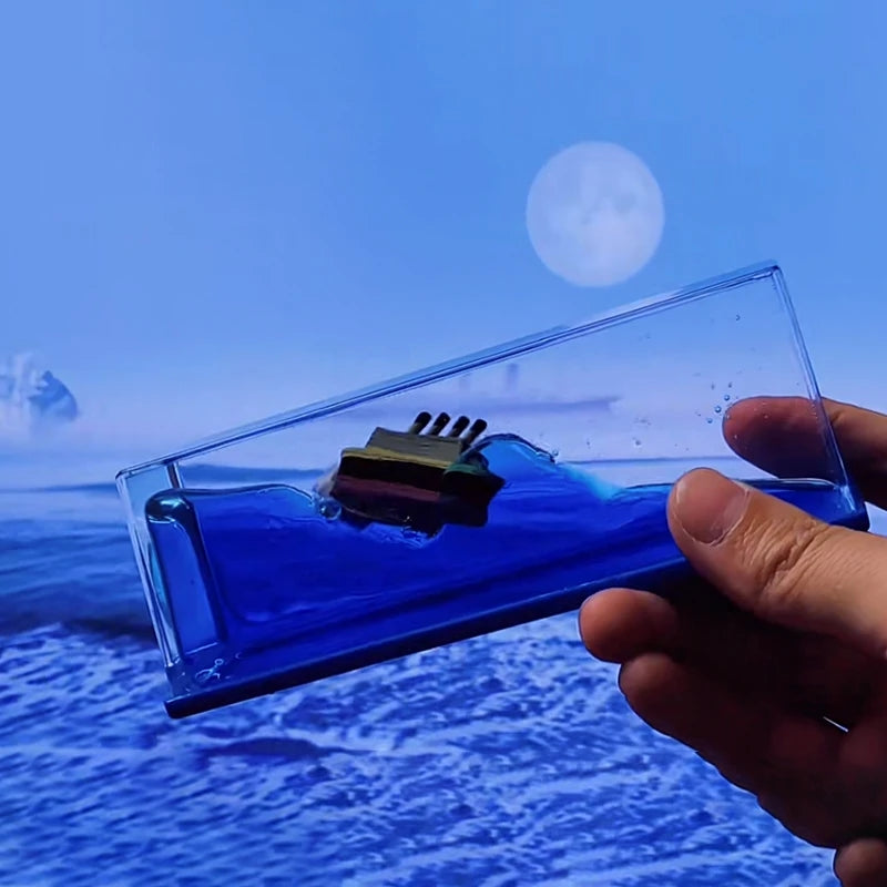 Creative Boat Decoration Unsinkable Stornfelder