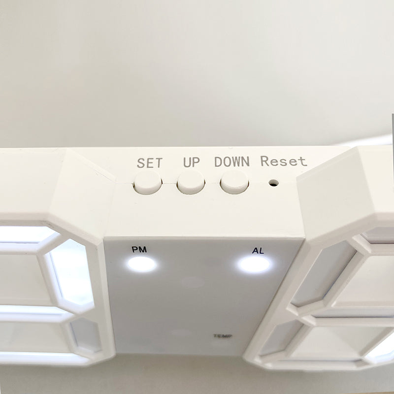 3D LED Digitalwecker für Wand - Modernes Design