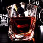 Whiskey- und Weingläser im Churchill-Stil