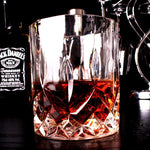 Whiskey- und Weingläser im Churchill-Stil