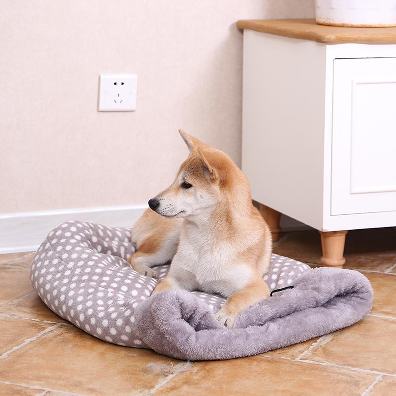 Cozy Pet Sleeping Bag Bed for Cold Days | FurNest