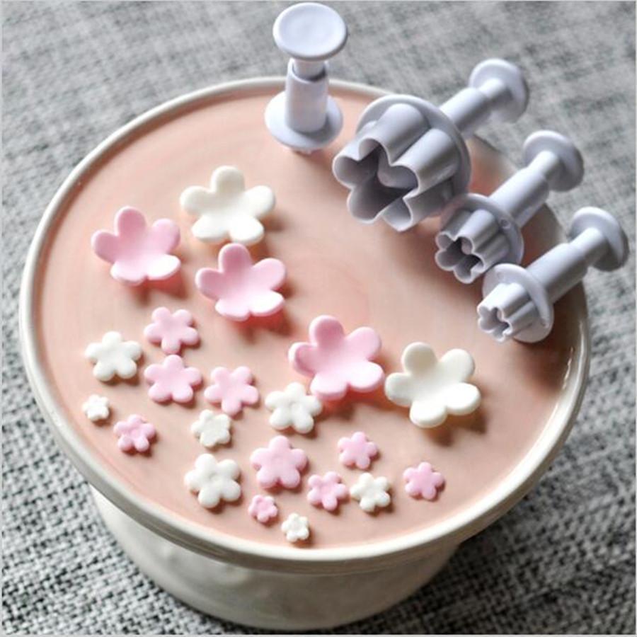 4-Piece Set - Flower-shaped Baking Tools for Creative Decoration