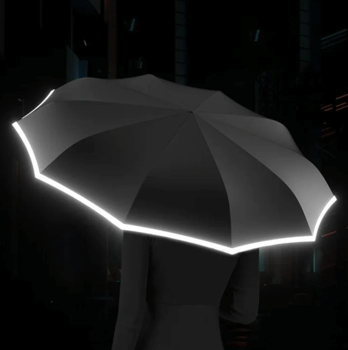 Robuster Regenschirm mit Reflektoren für optimale Sichtbarkeit