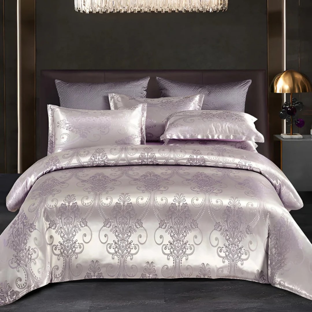 Luxurious Satin Sheet Set with Pillowcases for Perfect Sleep