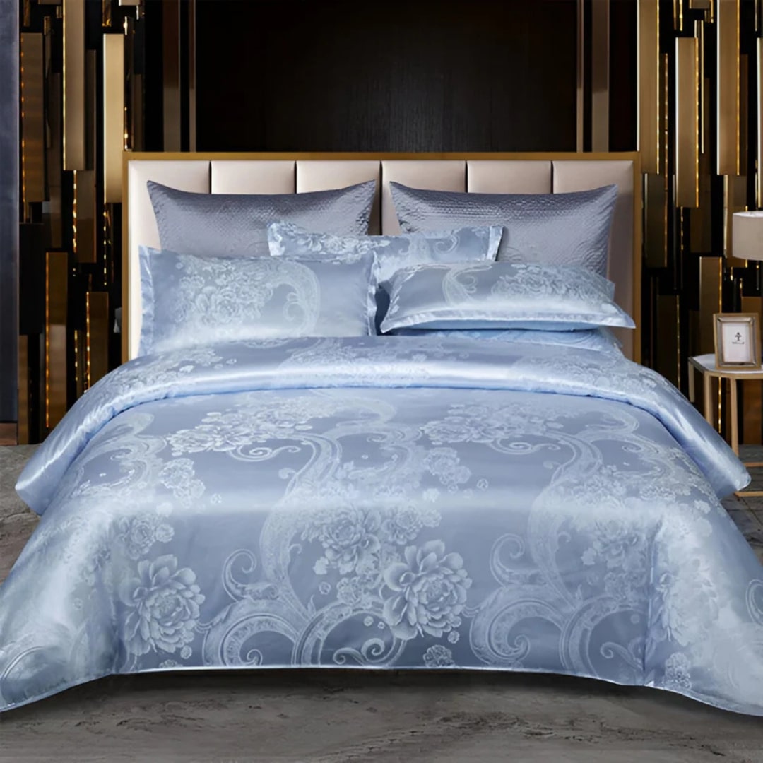 Luxurious Satin Sheet Set with Pillowcases for Perfect Sleep
