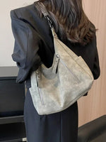 Elegante Schultertasche aus hochwertigem Wildleder für moderne Frauen