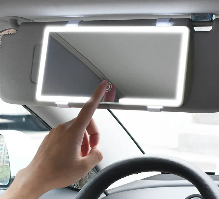 Beleuchteter Kosmetikspiegel für das Auto – GlowVisor