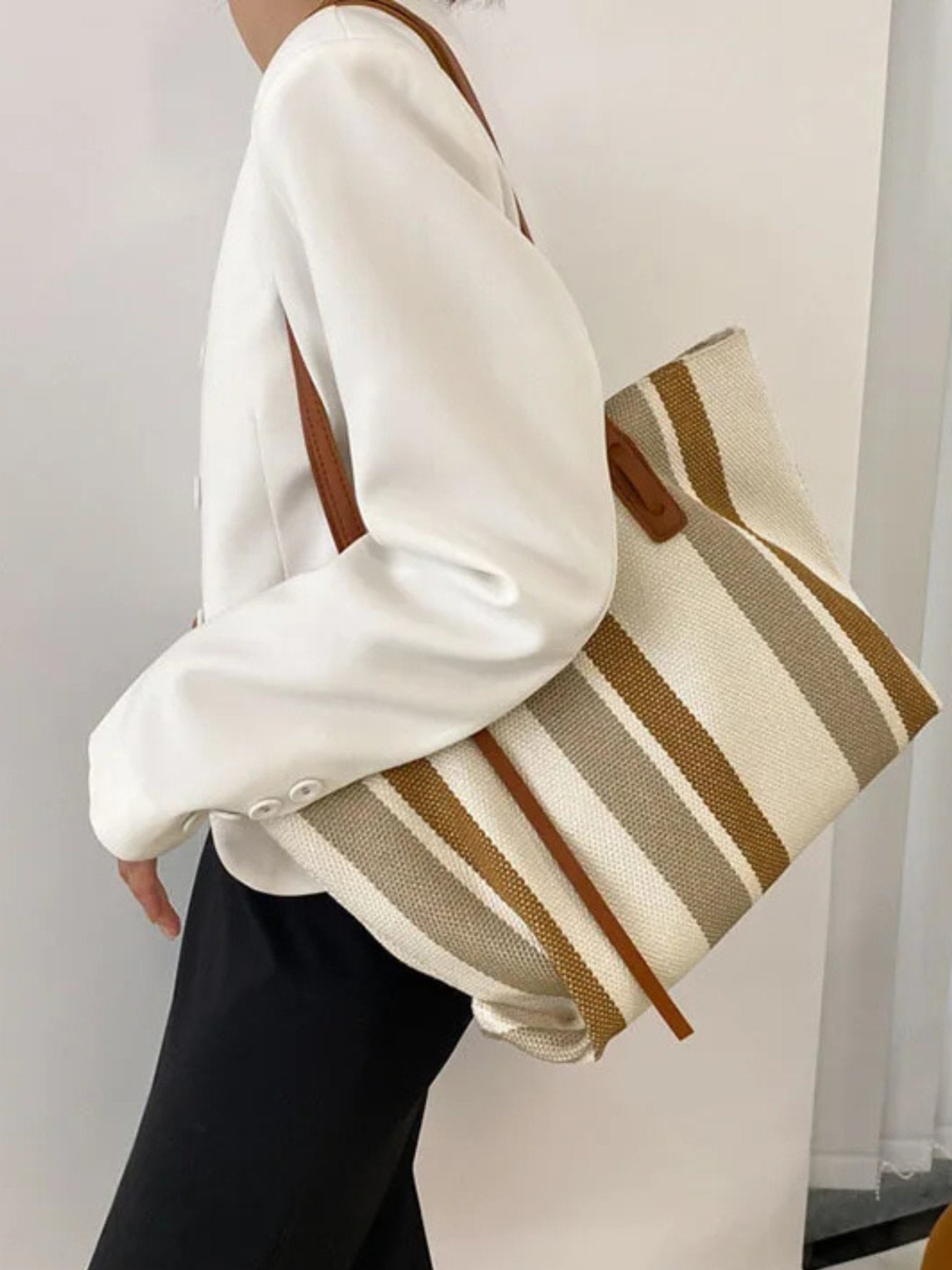 Moderne Streifen-Canvas-Tasche für jeden Anlass