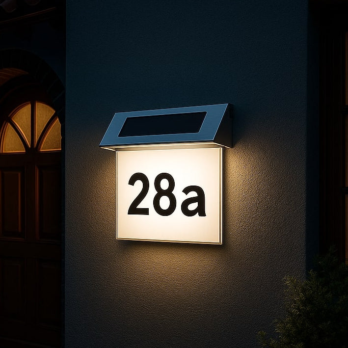 Edelstahl Solar Hausnummer mit LED – Nachhaltig beleuchtet