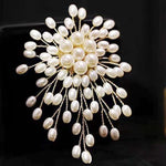 Elegant Pearl Brooch for Women – Handmade Jewelry Piece