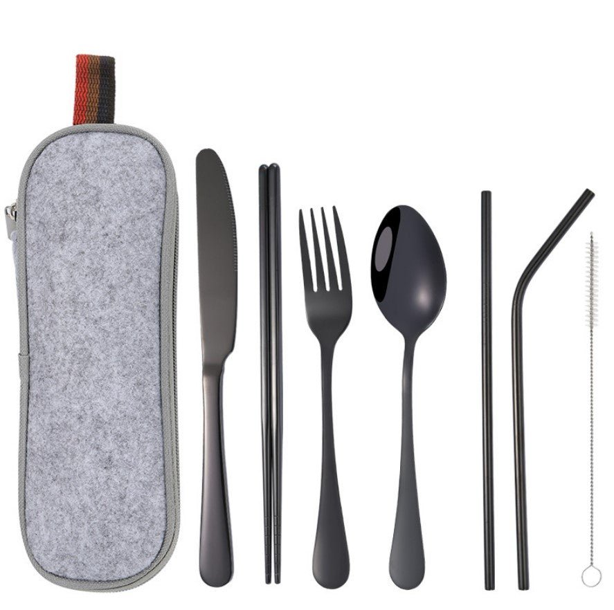 Praktisches 8-teiliges Campingbesteckset aus Edelstahl in Schwarz