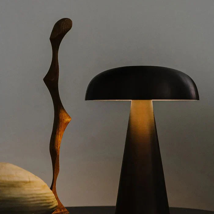 Kabellose Tischlampe im eleganten Pilzdesign mit LED