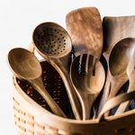 Öko-Küchenutensilien-Set im Skandinavischen Stil für moderne Köche