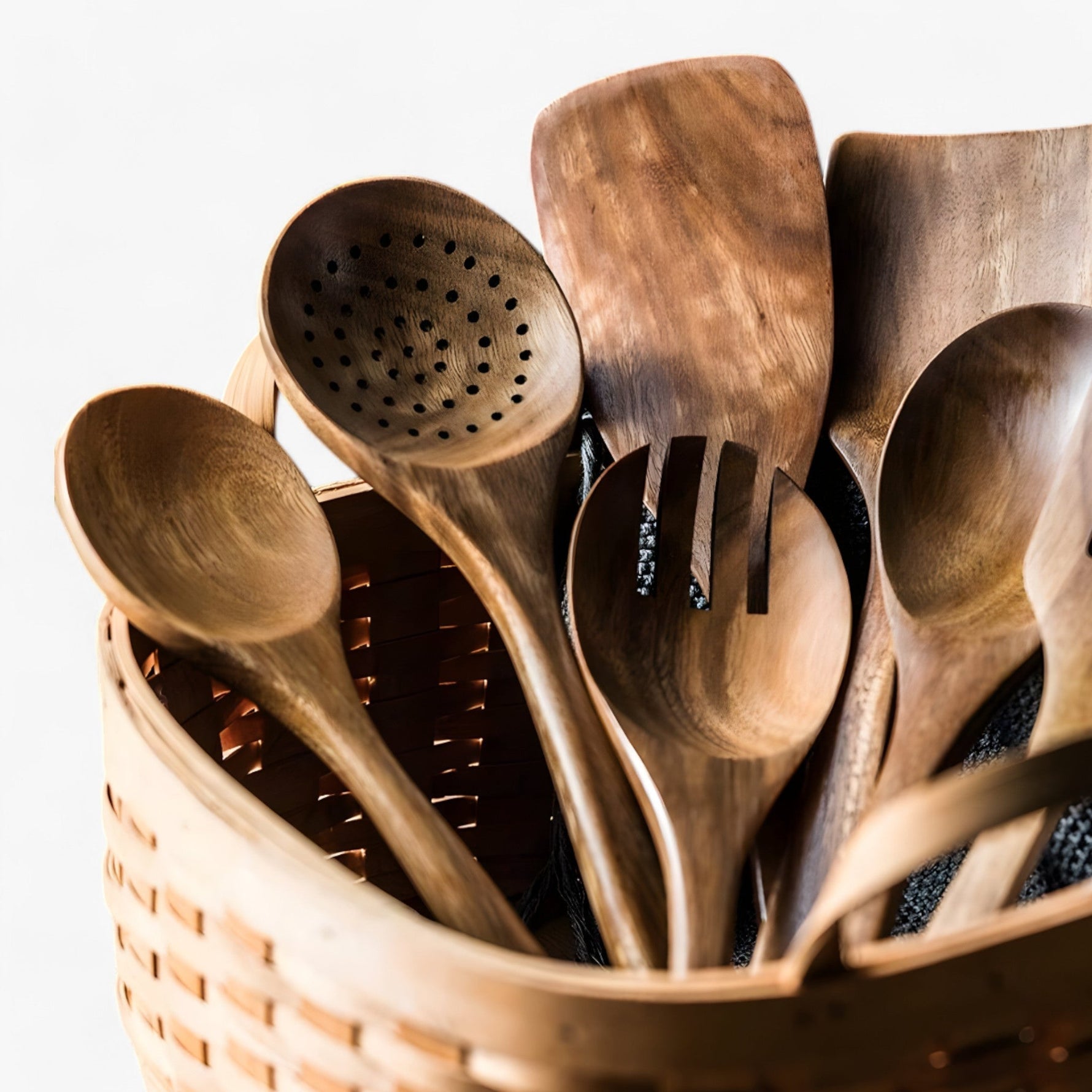 Öko-Küchenutensilien-Set im Skandinavischen Stil für moderne Köche