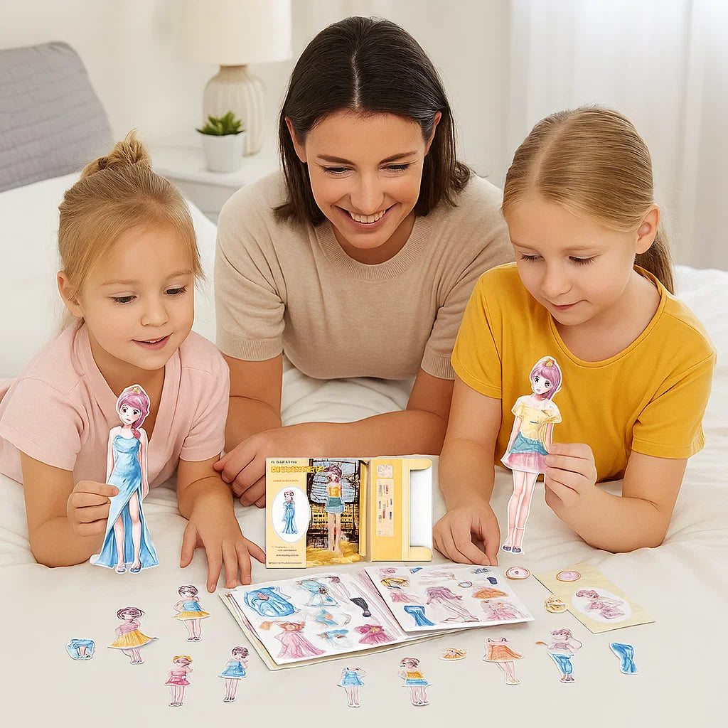 Children's playset with magnetic fashion pieces