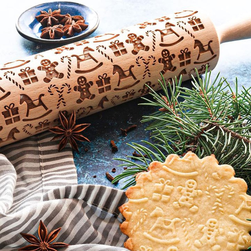 Christmas Rolling Pin with Cookie Cutters for Creative Bakers
