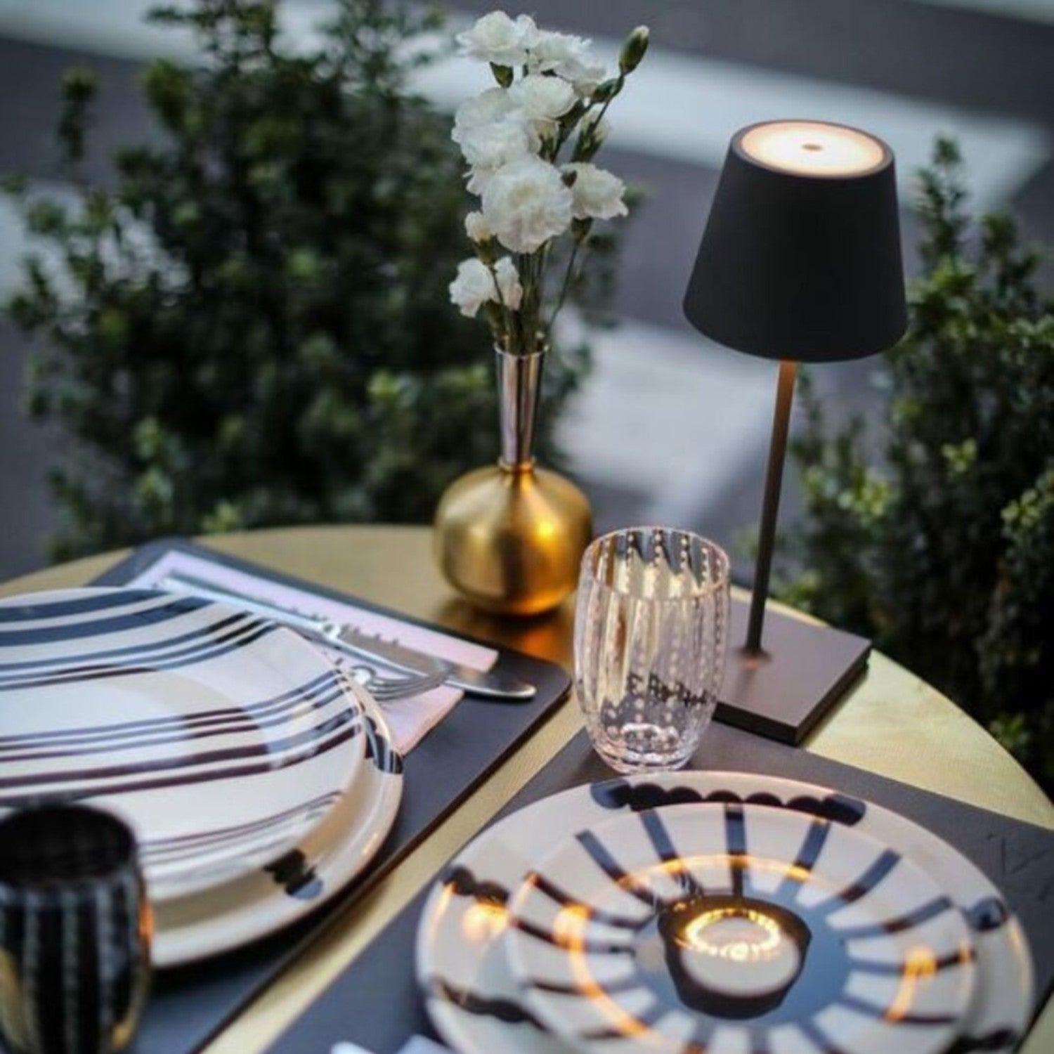Modern cordless table lamp with touch dimmer and rechargeable battery