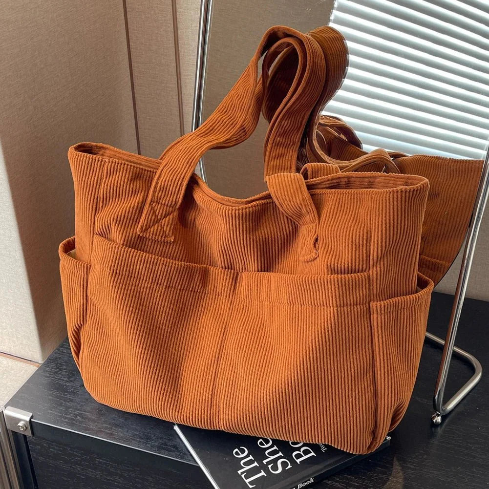 Elegante Umhängetasche mit vielseitigen Fächern