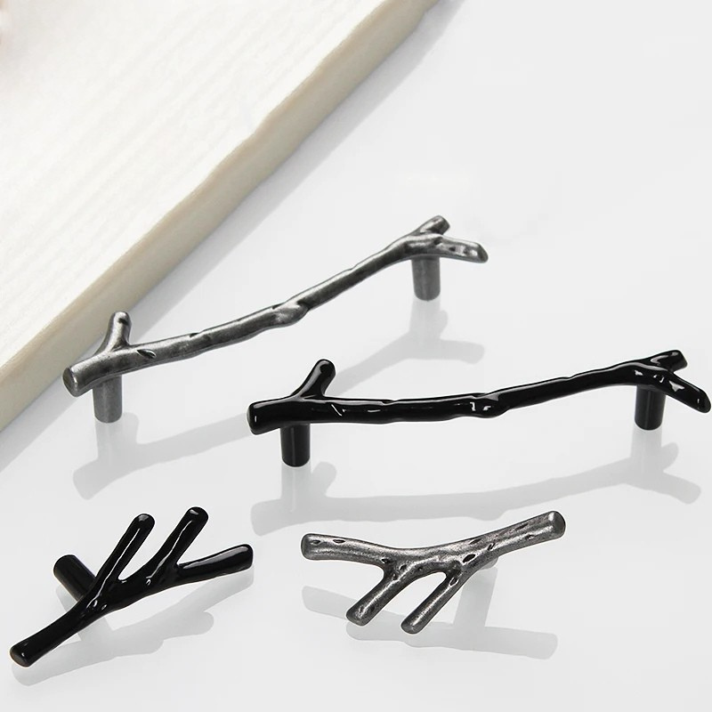Aesthetic furniture handles in tree trunk design for every room