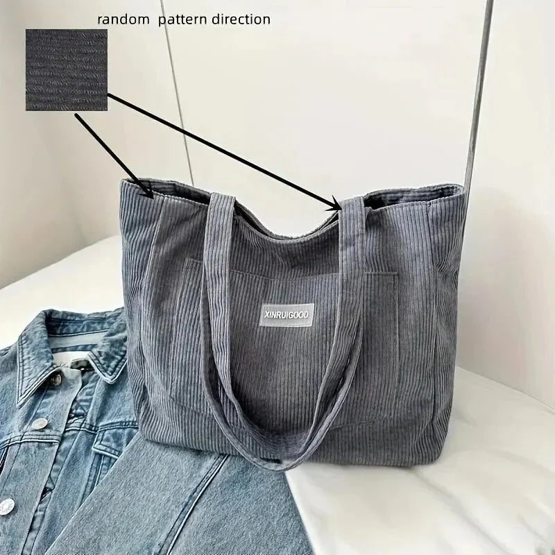Elegante Damen-Tote in klassischen Farben mit großzügigem Stauraum