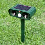 Tierfreundliche Solar Ultraschallabwehr für deinen Garten