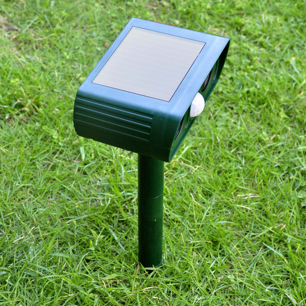 Tierfreundliche Solar Ultraschallabwehr für deinen Garten