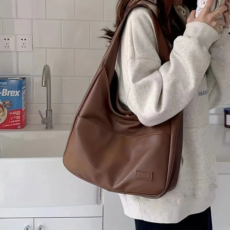 Stilvolle Hobo-Tasche für Schule und Büro