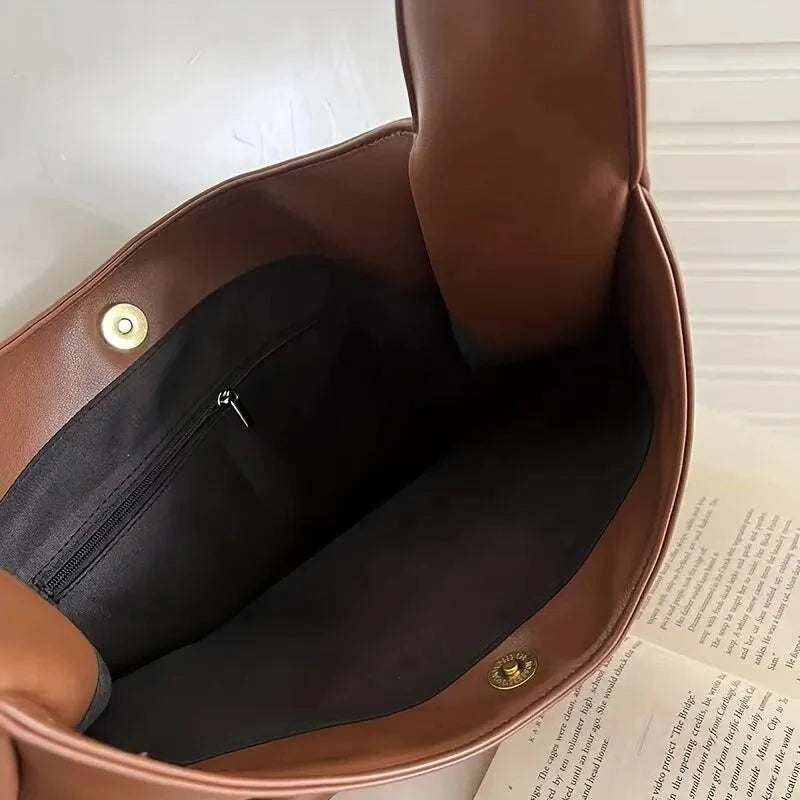 Stilvolle Hobo-Tasche für Schule und Büro