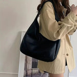 Stilvolle Hobo-Tasche für Schule und Büro