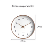 Stilvolle Wanduhr aus Holz im skandinavischen Design