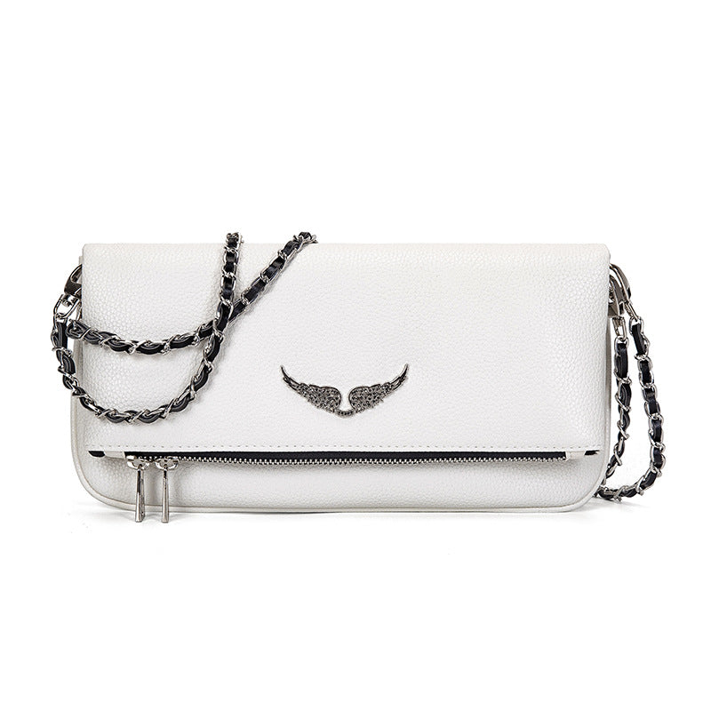 Elegant Crossbody Bag with Chain Strap – Stylish and Versatile