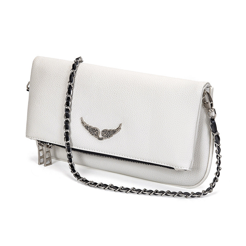 Elegant Crossbody Bag with Chain Strap – Stylish and Versatile